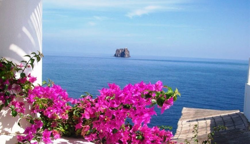 Vista de Strombolicchio, Islas Eolias